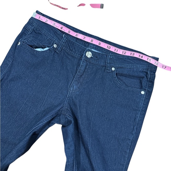 Almost Famous Flare Jeans - Picture 6 of 12